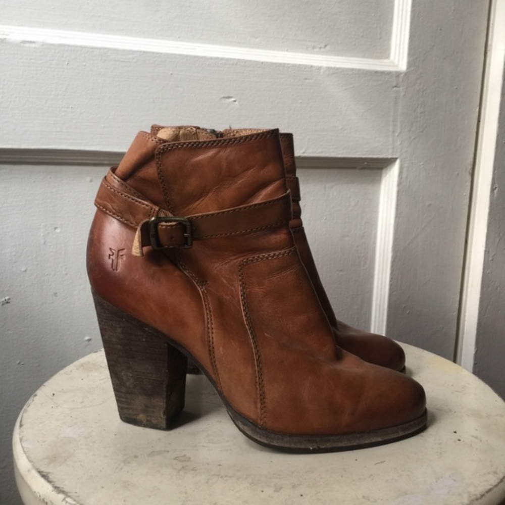 FRYE Buckle Ankle Booties Cognac Copper Heeled